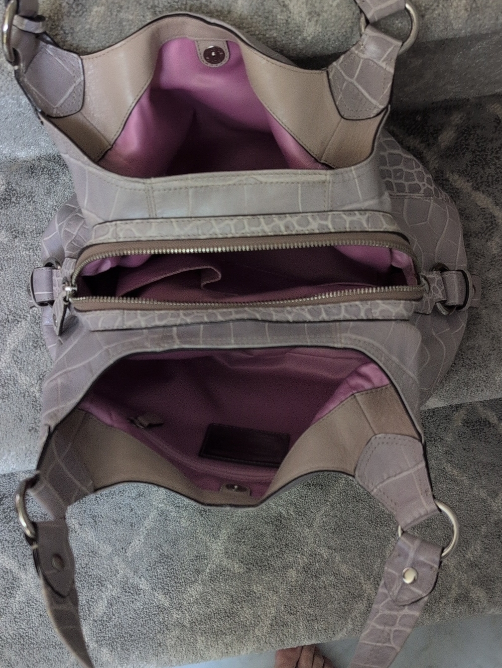 Classic Coach Croc-Embossed Shoulder Bag - limited edition! - Picture 10 of 12